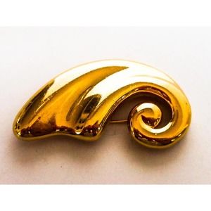 Vintage Gold Napier Swirl Brooch